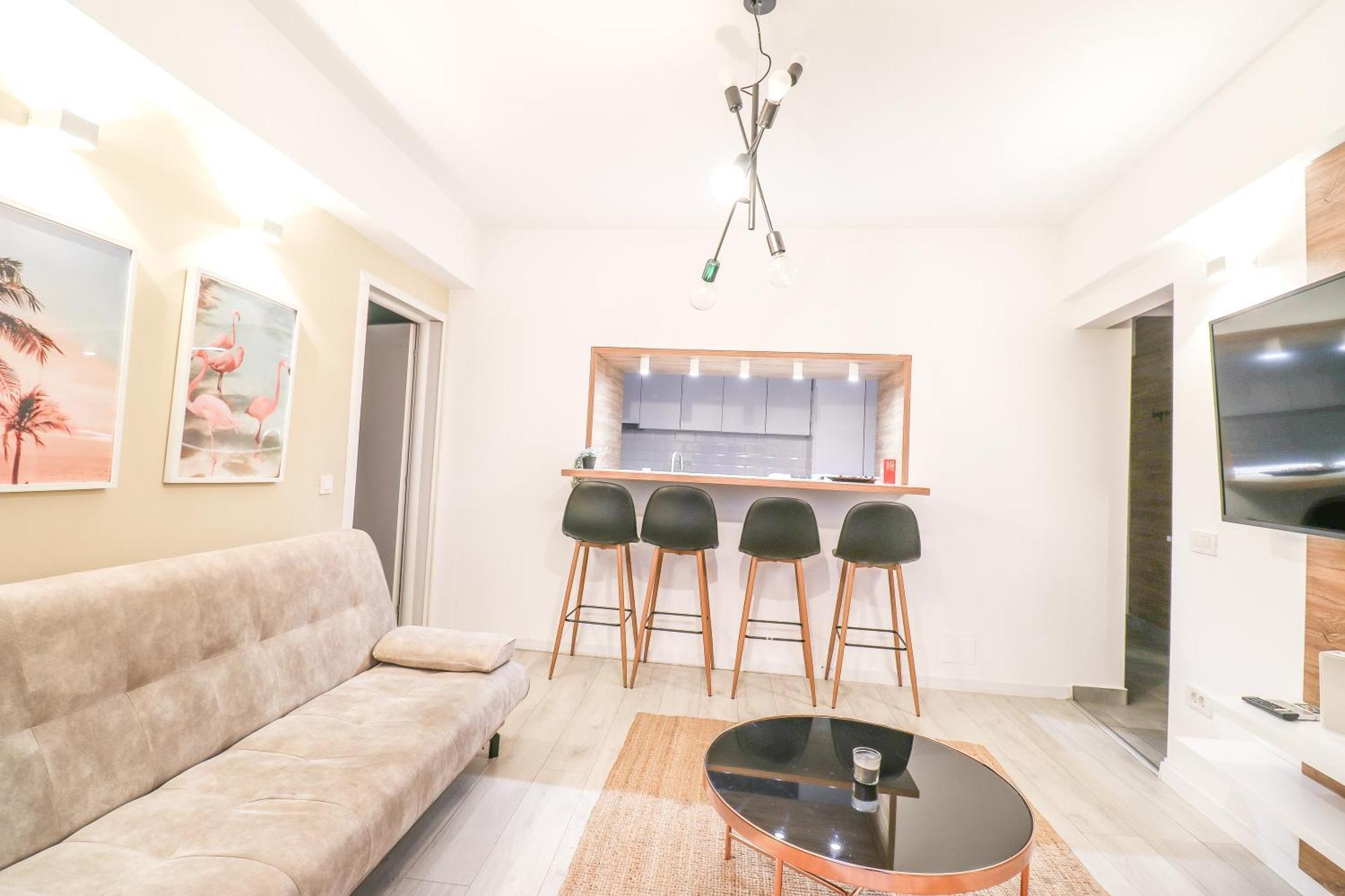 Piata Romana, Two Bedrooms *