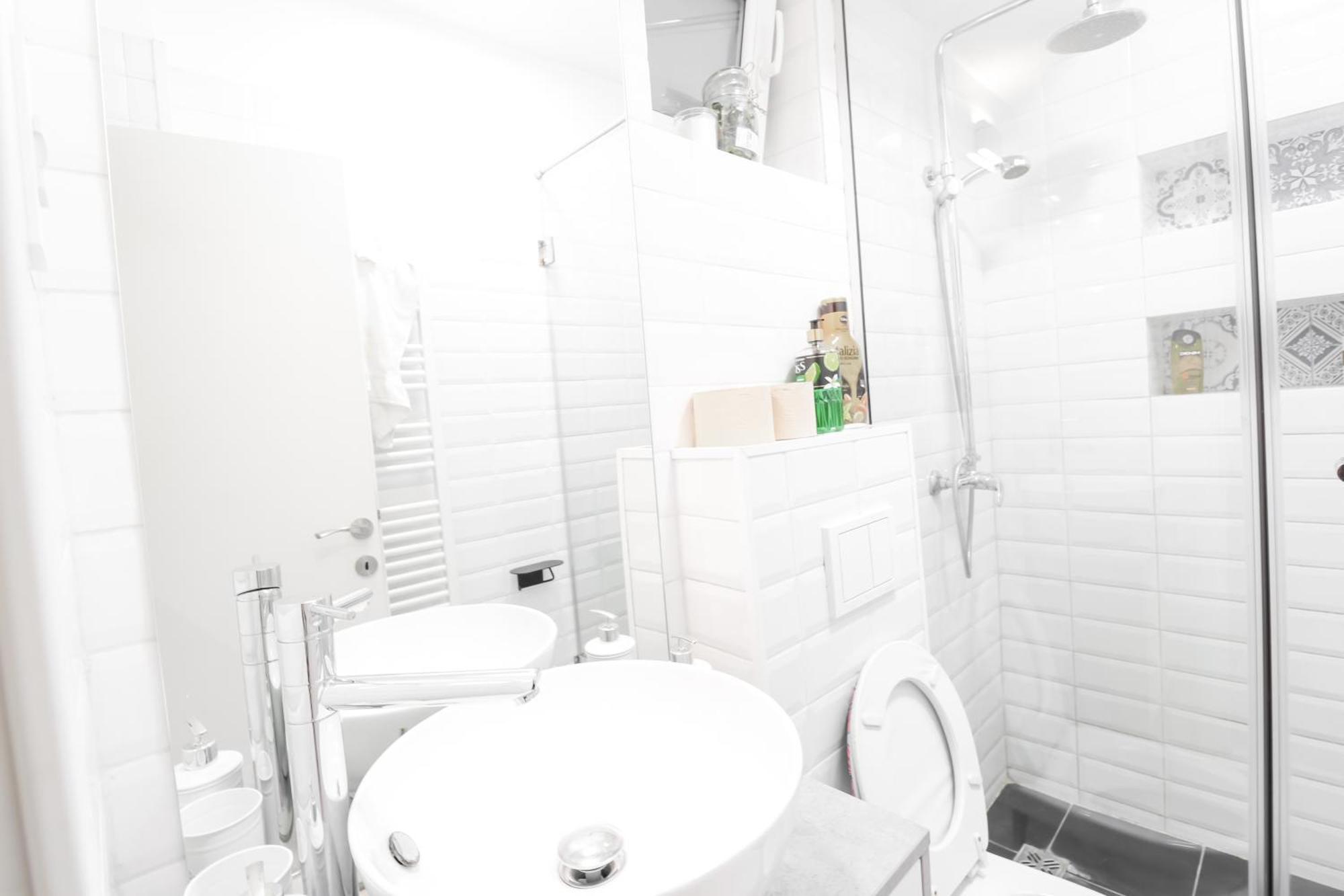Piata Romana, Two Bedrooms Apartment *